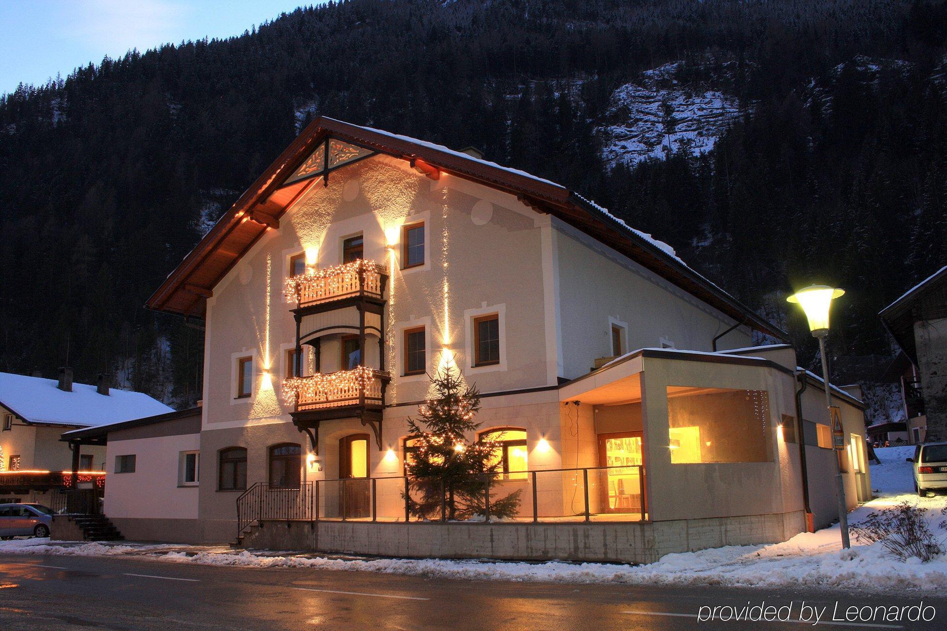 Gasthaus Post Apartment Matrei in Osttirol Exterior photo